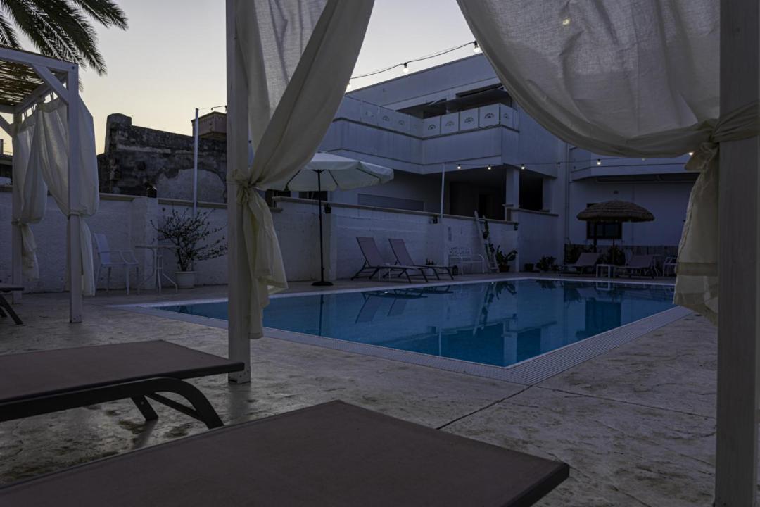 La Gemma Del Salento Rooms&Apartments Racale Exterior photo