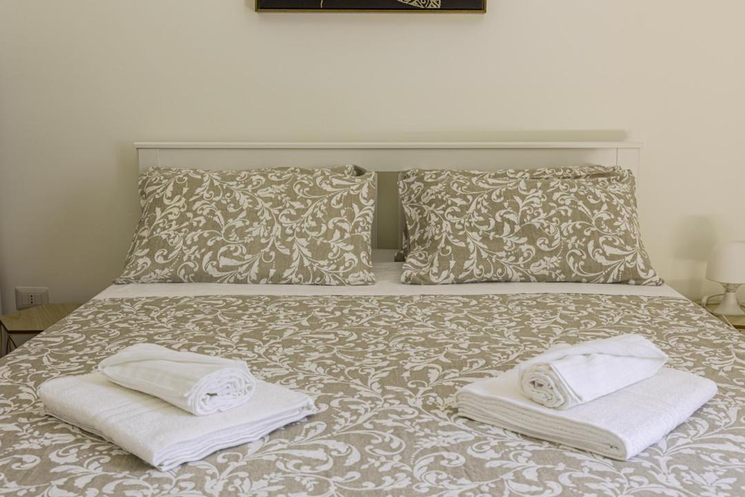 La Gemma Del Salento Rooms&Apartments Racale Exterior photo